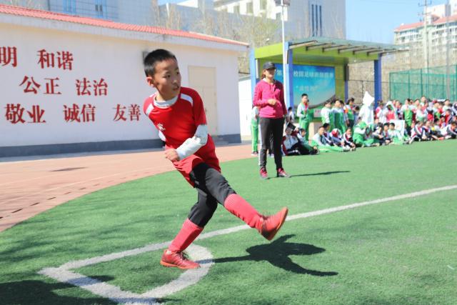 原帅26分山西逆转新疆 邹阳26+19福建胜天津